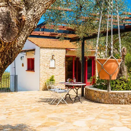 Villa Ioanna *