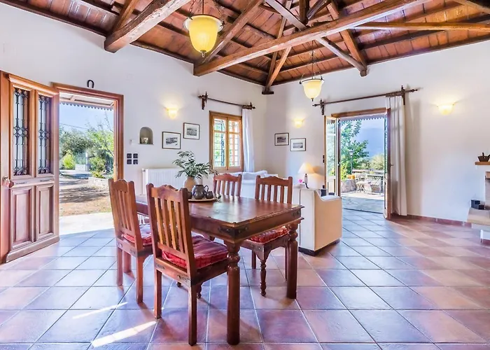 Ioanna * Città di Skopelos